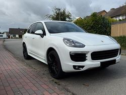Weiß Gebraucht 2016 Porsche Cayenne SUV | 38.500 € (Teuer)
