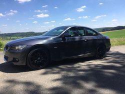 Grau Gebraucht 2007 BMW 320 M Sport Coupé | 7.400 € (Fairer Preis)