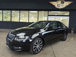 Schwarz Gebraucht 2015 Skoda Octavia Style Limousine | 14.950 € (Fairer Preis)