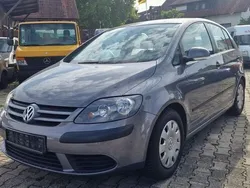 Grau Gebraucht 2006 VW Golf Plus Cross Trendline Van / Kleinbus | 1.350 € (Superpreis)