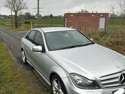 Grau Gebraucht 2013 Mercedes C250 AMG Limousine | 9.500 €
