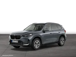 Grau Gebraucht 2024 BMW X1 SUV | 44.480 € (Etwas zu teuer)