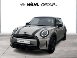 Grau Gebraucht 2023 Mini Cooper Classic Kleinwagen | 22.890 € (Etwas zu teuer)