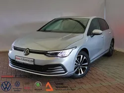 Silber Gebraucht 2020 VW Golf VIII United Limousine | 22.480 € (Guter Preis)