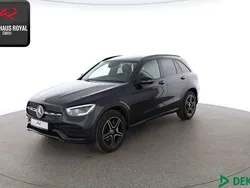Grau Gebraucht 2021 Mercedes GLC300 AMG SUV | 43.680 € (Fairer Preis)
