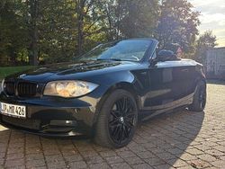 Schwarz Gebraucht 2010 BMW 120 Cabriolet Sport Line Cabrio | 9.999 € (Fairer Preis)