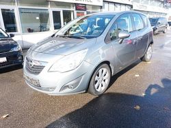 Silber Gebraucht 2010 Opel Meriva Edition Van / Kleinbus | 5.850 € (Fairer Preis)