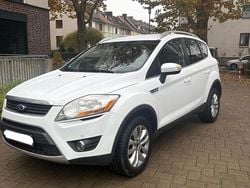Weiß Gebraucht 2011 Ford Kuga SUV | 4.500 € (Guter Preis)