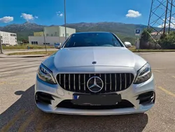 Silber Gebraucht 2019 Mercedes C220 Limousine | 29.500 €