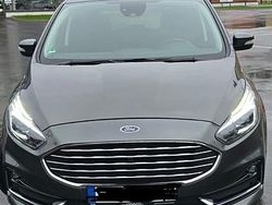 Grau Gebraucht 2020 Ford S-MAX S Van / Kleinbus | 24.500 €
