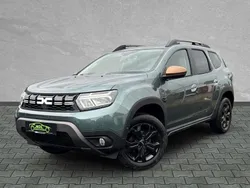 Oxidgrün Gebraucht 2023 Dacia Duster Extreme SUV | 21.990 € (Guter Preis)