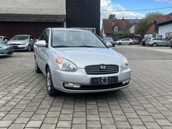 Space silver Gebraucht 2011 Hyundai Accent Kleinwagen | 2.750 €