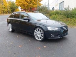 Schwarz Gebraucht 2012 Audi A4 S-Line Kombi | 12.750 € (Teuer)