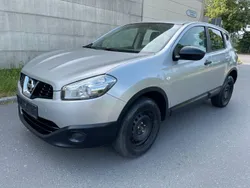 Silber Gebraucht 2012 Nissan Qashqai Visia SUV | 4.999 € (Guter Preis)
