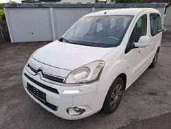 Lack weiss banquise/lackierung Gebraucht 2012 Citroën Berlingo Tendance Van / Kleinbus | 6.299 € (Fairer Preis)