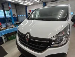 Weiß Gebraucht 2021 Renault Traffic Van / Kleinbus | 19.990 €