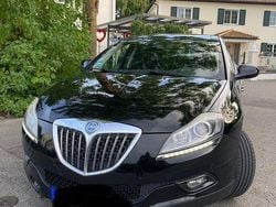 Schwarz Gebraucht 2010 Lancia Delta S Limousine | 3.800 € (Fairer Preis)