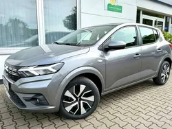 Grau Neu 2025 Dacia Sandero Expression Kleinwagen | 17.395 € (Fairer Preis)