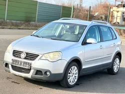 Silber Gebraucht 2006 VW Polo Cross Kleinwagen | 2.800 € (Fairer Preis)