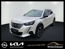 Lack weiss perlglänzend/typ au Gebraucht 2022 Peugeot e-2008 Allure SUV | 18.490 € (Guter Preis)