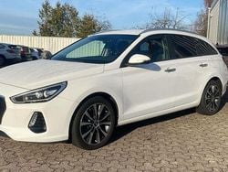 Polar white Gebraucht 2017 Hyundai i30 Kombi | 9.750 € (Superpreis)