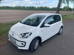 Weiß Gebraucht 2013 VW up! Kleinwagen | 6.600 € (Fairer Preis)