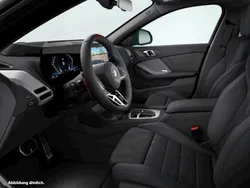 Black sapphire metallic Gebraucht 2025 BMW M135 Shadowline Kleinwagen | 49.794 € (Fairer Preis)