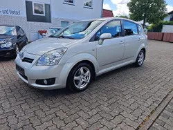 Silber Gebraucht 2009 Toyota Corolla Verso Van / Kleinbus | 5.936 € (Etwas zu teuer)