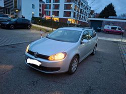 Silber Gebraucht 2010 VW Golf Kombi | 3.299 € (Fairer Preis)
