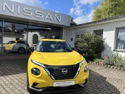 Gelb/schwarz Gebraucht 2024 Nissan Juke N-Connecta SUV | 23.790 € (Fairer Preis)