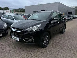 Schwarz Gebraucht 2015 Hyundai ix35 Style SUV | 9.990 € (Fairer Preis)