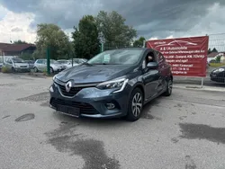 Grau Gebraucht 2021 Renault Clio V Experience Limousine | 12.900 € (Guter Preis)
