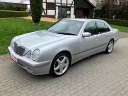 Silber Gebraucht 2000 Mercedes E240 Classic Limousine | 6.700 €