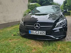 Schwarz Gebraucht 2018 Mercedes CLA180 Shooting Brake Edition Kombi | 22.000 € (Teuer)
