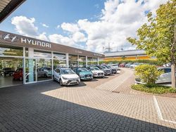 Blau Neu 2025 Hyundai Kona Trend SUV | 26.490 € (Fairer Preis)