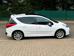 Weiß Gebraucht 2008 Peugeot 207 RC Kombi | 3.499 € (Teuer)