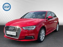 Rot (tangorot metallic) Gebraucht 2017 Audi A3 e-tron Design Kleinwagen | 15.490 € (Fairer Preis)