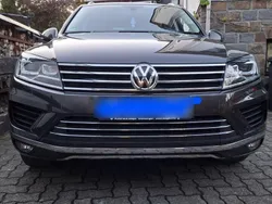 Braun Gebraucht 2015 VW Touareg SUV | 20.200 €