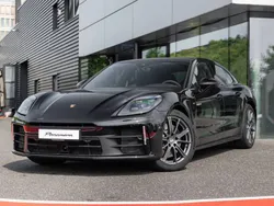 Tiefschwarzmetallic Neu 2025 Porsche Panamera 4 Limousine | 140.990 €