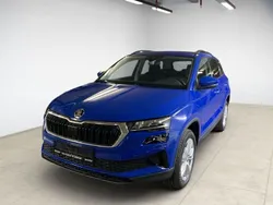 Blau Neu 2024 Skoda Karoq Selection SUV | 27.950 € (Superpreis)