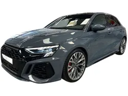 Grau Gebraucht 2024 Audi RS3 Sportback Sport Kleinwagen | 62.713 € (Teuer)