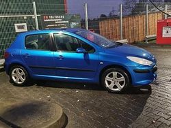 Blau Gebraucht 2007 Peugeot 307 Kleinwagen | 1.000 €