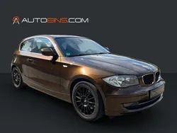 Braun Gebraucht 2010 BMW 118 Lifestyle Kleinwagen | 3.588 € (Guter Preis)