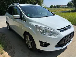 Weiß Gebraucht 2012 Ford Grand C-Max Titanium Van / Kleinbus | 5.999 € (Guter Preis)