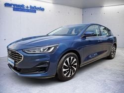 Chrome blue metallic Gebraucht 2024 Ford Focus Titanium Limousine | 25.770 € (Guter Preis)