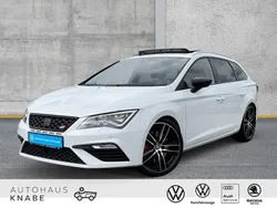Weiß Gebraucht 2018 Cupra Leon Kombi | 21.820 € (Guter Preis)