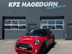 Chili red Gebraucht 2018 Mini Cooper SD Chili Kleinwagen | 19.490 € (Teuer)