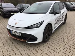 Weiß Gebraucht 2022 Cupra Born Kleinwagen | 29.990 € (Teuer)