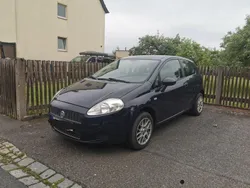 Blau Gebraucht 2009 Fiat Punto Kleinwagen | 550 €