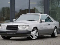 Silber Gebraucht 1989 Mercedes 230 Coupé | 6.980 €